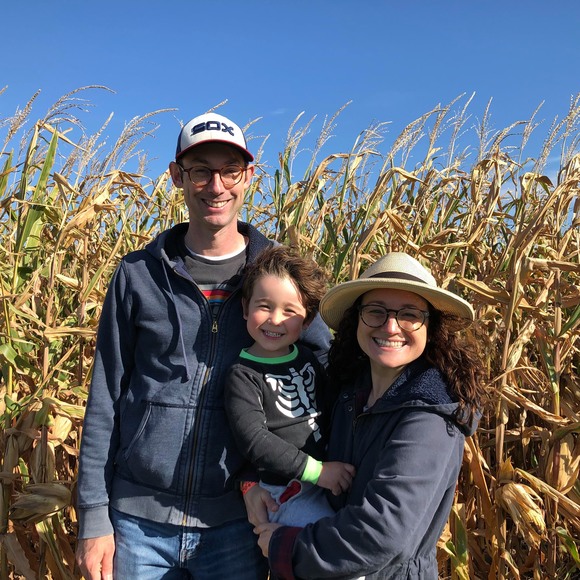 Meet your Posher, Leah - Picture 1 of 1